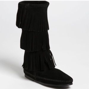 Minnetonka 3-Layer Fringe Boot